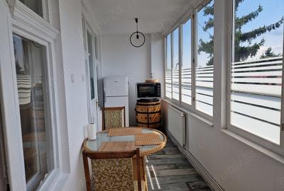 De inchiriat apartament in casa zona centrala - 3