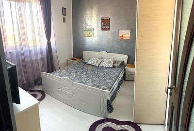 Apartament cu 2 camere semidecomandat în Micro 3 - 3