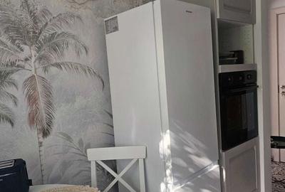 Apartament cu 3 camere semidecomandat în Țiglina 1