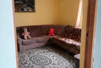 Casă cu 5 camere cu Teren 2500 Mp în Plopeni - 2