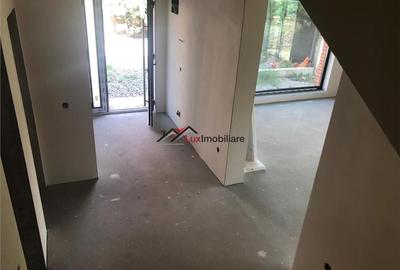 Duplex 4 camere, 120 mp utili,teren liber intre 50 si 150 mp. Zona foarte buna d Duplex 4 camere, 120 mp utili,teren liber intre 50 si 150 mp. Zona foarte buna d - 9