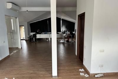 Spațiu comercial, de 110 mp, în Tei - 1