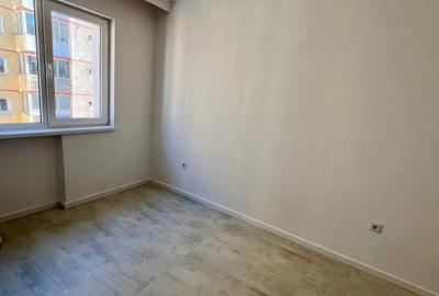 Apartament cu 3 camere decomandat în Central - 1