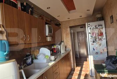 Apartament cu 3 camere decomandat în Micro 14 - 4