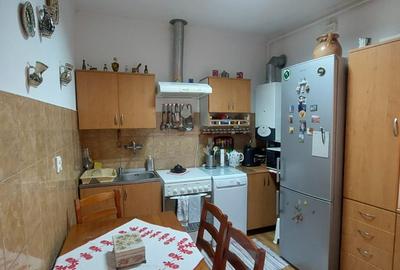 De vanzare ap.2 camere , curte comuna - P-ta Bolyai- langa Tribunal De vanzare ap.2 camere , curte comuna - P-ta Bolyai- langa Tribunal - 6