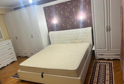 De vanzare 3 camere in zona Schei - 6