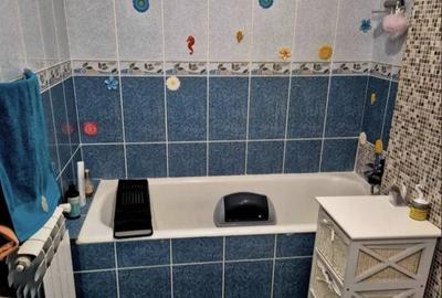 Faleza Nord - apartament 2 camere decomandat -etaj 1- centrala gaze -termen lung - 6