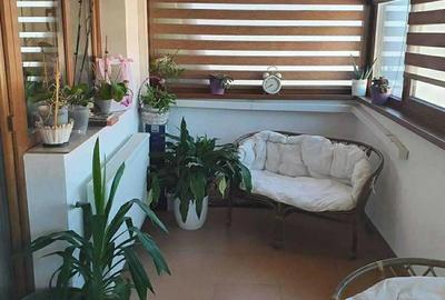 Apartament cu 2 camere decomandat, mobilat în Central