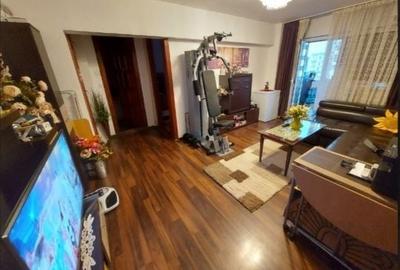 Apartament cu 3 camere semidecomandat în 13 Septembrie - 14