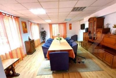 Oportunitate !!!! Cabana 360 mp, teren 840 mp, Moroeni - 11