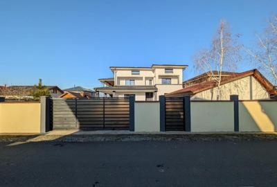 Casa Spa?ioasa cu 7 Camere, 242 mp Utili ?i 600 mp Teren - 2