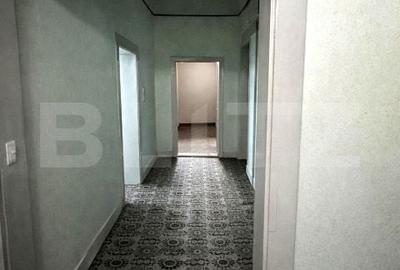 Casă cu 4 camere decomandat cu Teren 2500 Mp în Central - 6