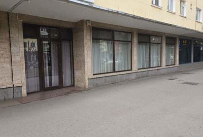 Inchiriez spatiu comercial in Deva, zona 1 Decembrie (Ultracentral), suprafata utila 120 mp, - 2