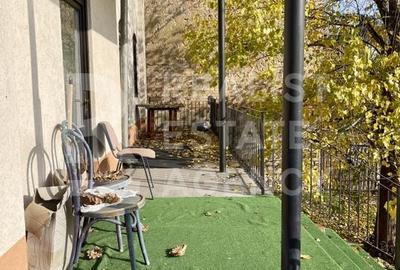 De vânzare – Clădire impresionantă, 11 camere, 9 dormitoare, Păcurari - 7