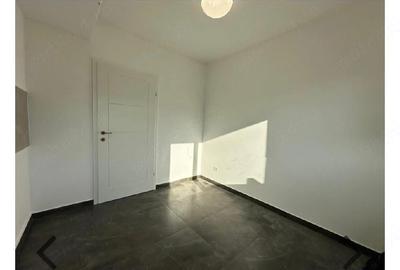 Apartament cu 2 camere decomandat în Sud - 2