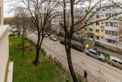 Apartament cu 3 camere semidecomandat în Girocului - 11