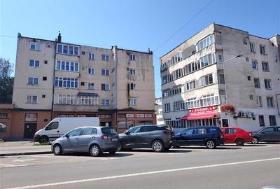 Apartament cu 3 camere (Gheorgheni Cart. Florilor, bl. 13) - 17