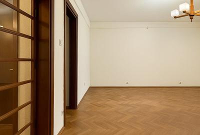 Refugiu interbelic cu 3 camere - 90 mp utili - Curte interioara - 3