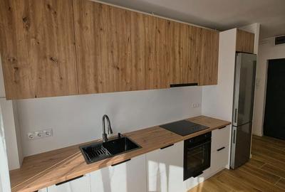 Apartament cu 3 camere semidecomandat în Central - 3