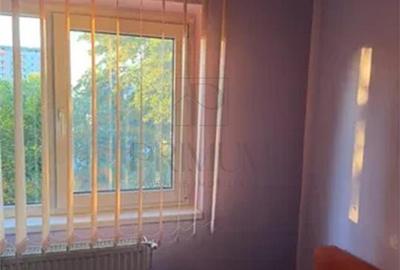 Apartament cu 3 camere decomandat în Aradului - 1