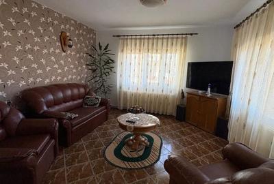 Casă cu 5 camere cu Teren 1600 Mp în Săcălășeni - 15