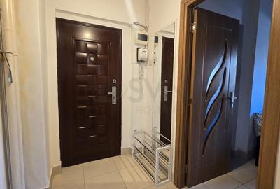 Apartament cu 3 camere semidecomandat, mobilat în P-ța Unirii - 8
