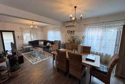 Casă cu 5 camere cu Teren 600 Mp în Răcari - 13