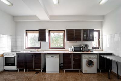 Oportunitate de investitie |  7 camere - 333 mp utili | Cristian - 15