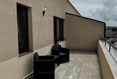 Apartament cu 3 camere decomandat în Central - 1