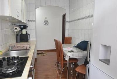 Apartament 3 camere decomandat,mobilat,utilat, etaj intermediar  Astra -Berzei - 19