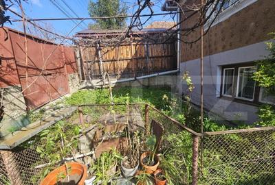 Casă cu 5 camere cu Canalizare în Dâmbul Rotund - 11