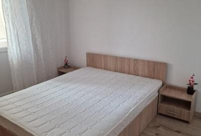 Proprietar, ofer spre închiriere apartament 3 camere - 15
