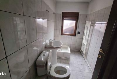 Casă cu 4 camere cu Teren 2001 Mp în Central - 20