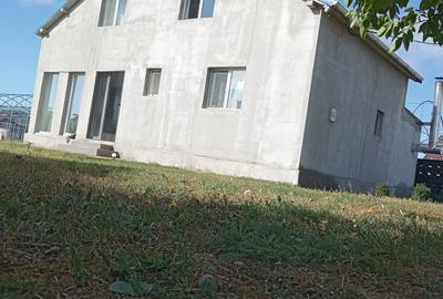 Vand vila p+ mansarda la Mare, cu teren 1000 m patra?i in proprietate(65000 ) - 1