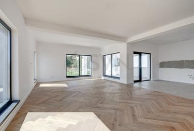 REV2004358 Casa in complex nou Corbeanca vedere lac - 2