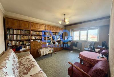 Apartament cu 3 camere decomandat în Independenței - 1