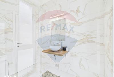 Casă cu 5 camere cu Teren 327 Mp în Central - 11
