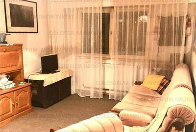Apartament cu 3 camere si 2 bai,decomandat - zona Astra - 1