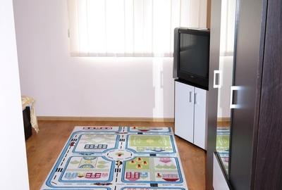 Slanic, casa de vacanta, mica pensiune, P+1E, an 2014 - 2