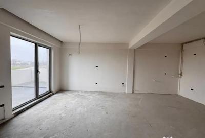 Apartament cu 4 camere decomandat în Tomis Nord - 2