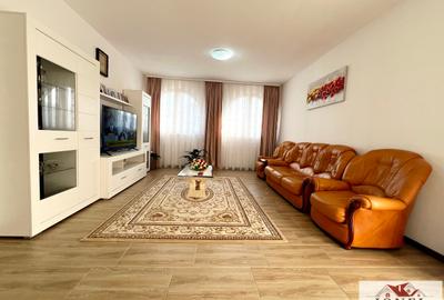 Casă cu 6 camere cu Canalizare în Est - 2