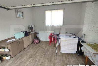 Casă cu 6 camere cu Teren 2000 Mp în Rădăuți - 11