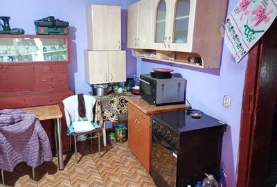 Casă cu 6 camere cu Teren 1270 Mp în Hodivoaia - 7