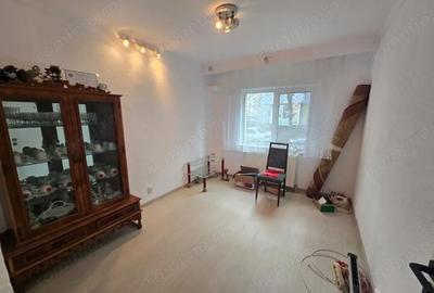 Apartament cu 3 camere decomandat, mobilat în Eremia - 5