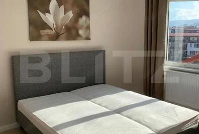 Apartament cu 3 camere semidecomandat în Florești