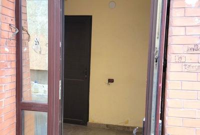 Spațiu comercial, de 120 mp, în Central - 14