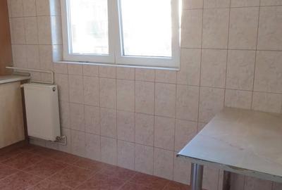 Garsonieră decomandată în Giurgiului - 2
