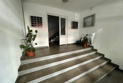 Aviației 2 camere renovat complet cu centrală  zona superba. - 16