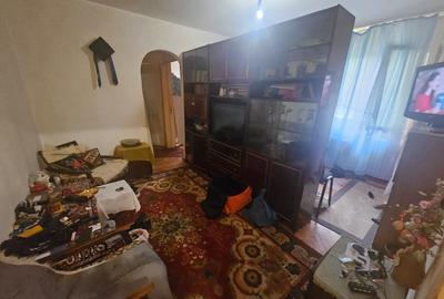 Apartament 3 camere Sagului - parter !!