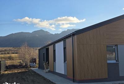 Casă cu 4 camere cu Canalizare în Central - 6